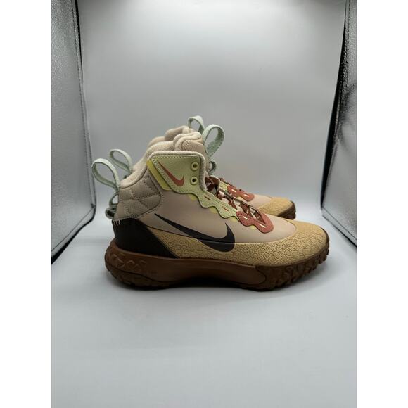 Nike Terrascout GS “Light British Tan” size 3.5y/5 women’s - Picture 3 of 6